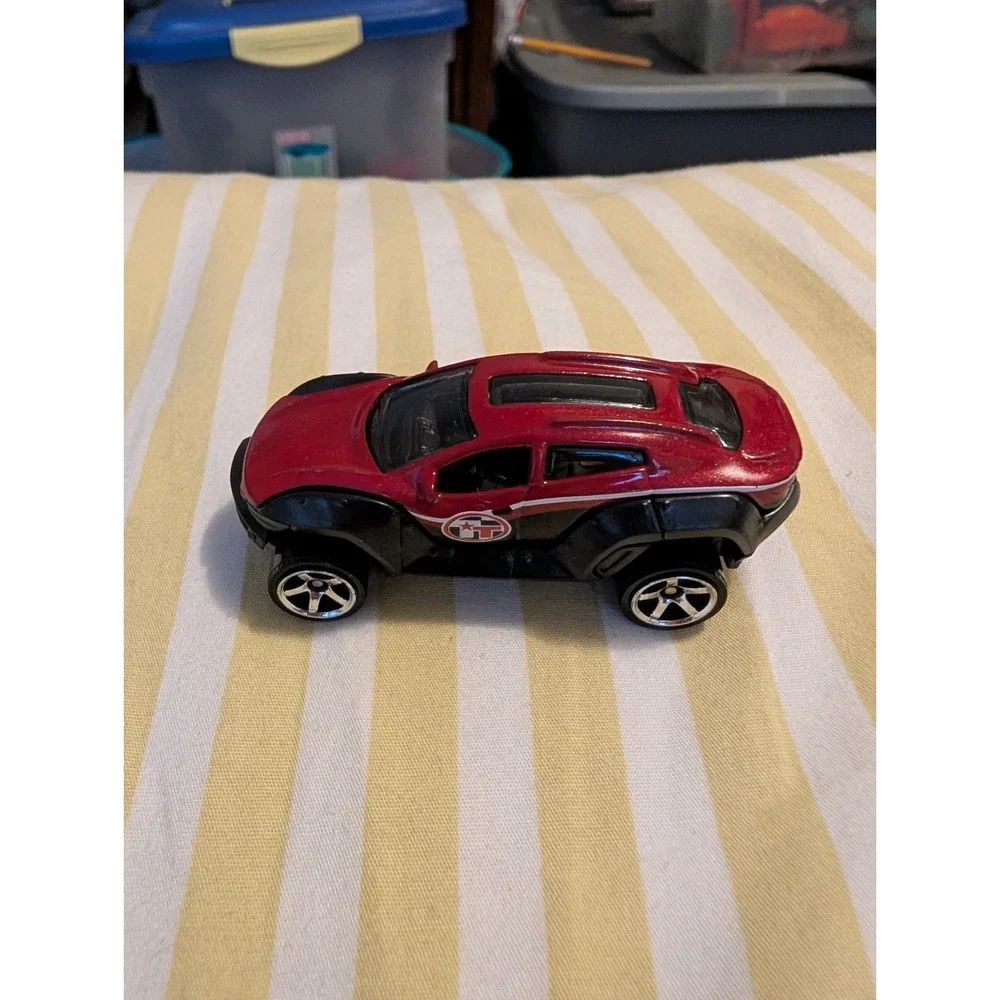 2014 Matchbox #68 Turn Tamer Red 1:64 Diecast Car MB894 Loose